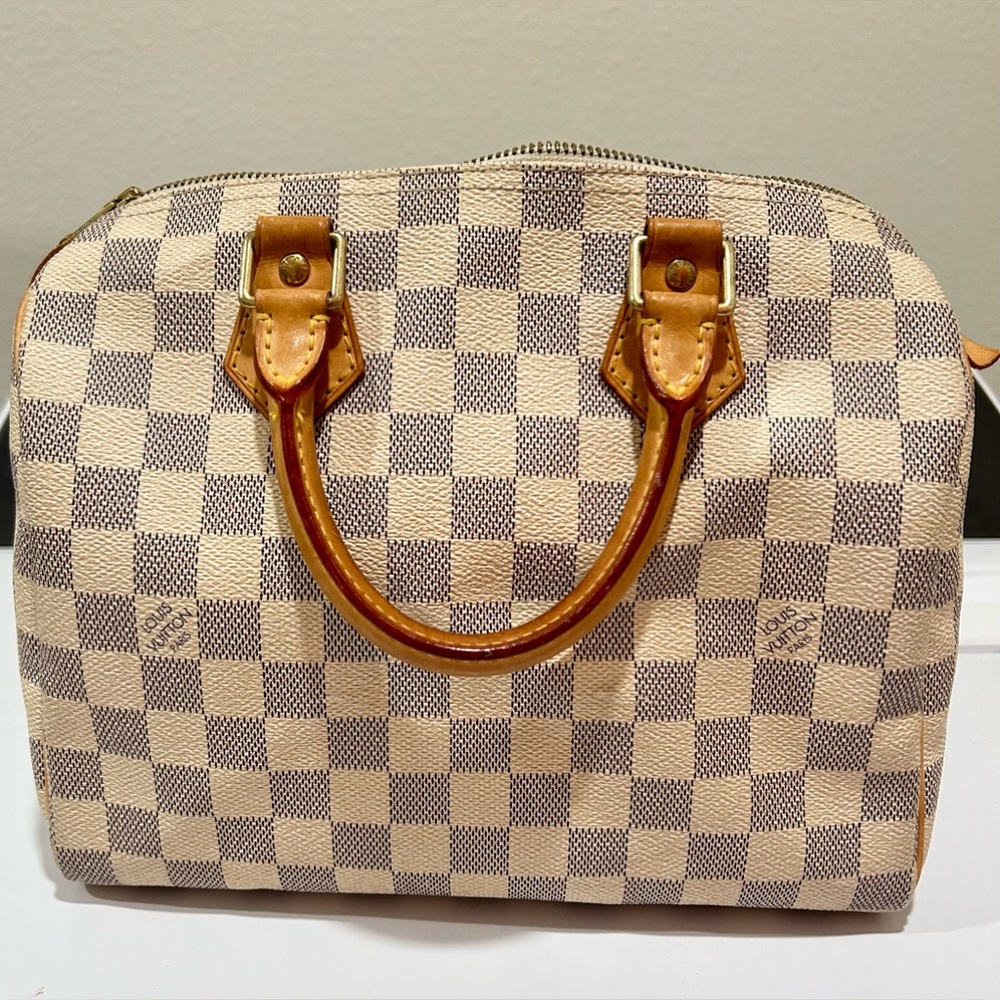 Louis Vuitton Speedy 25